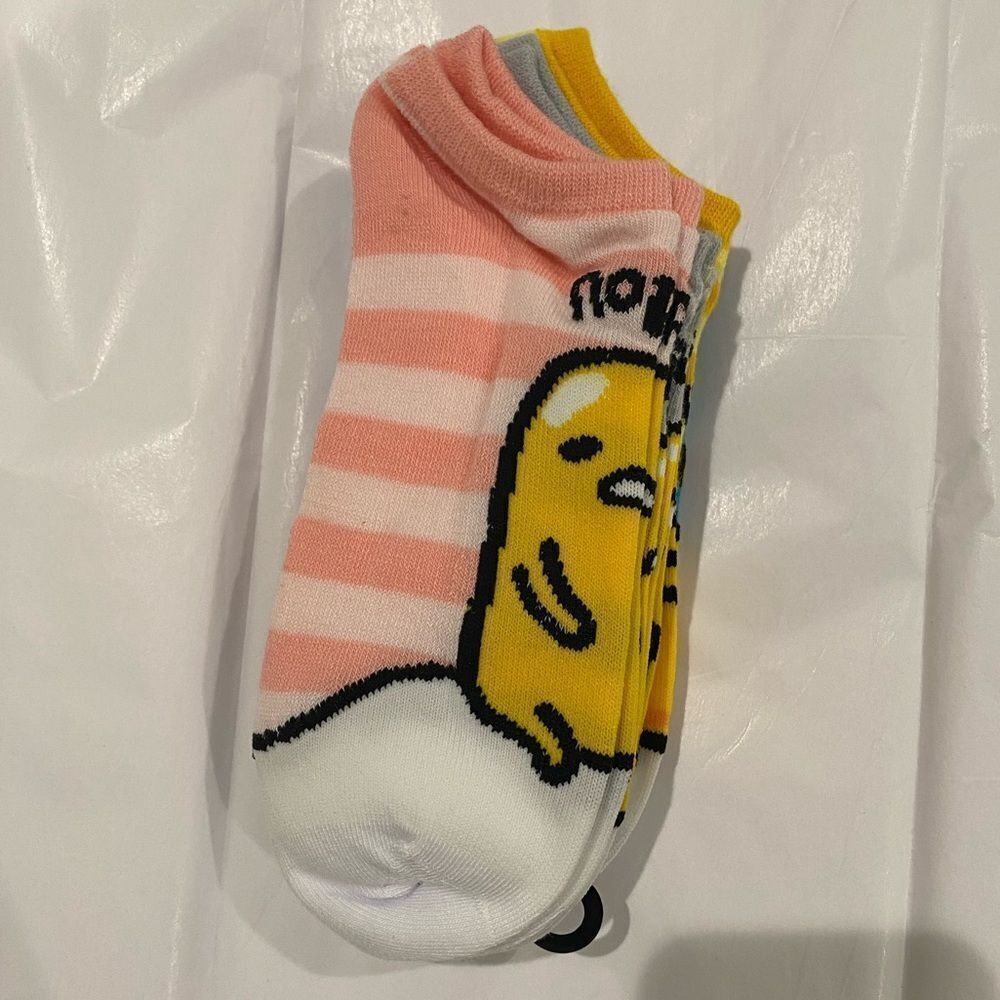 NWT Sanrio Gudetama Socks - 5 pairs - Picture 5 of 5